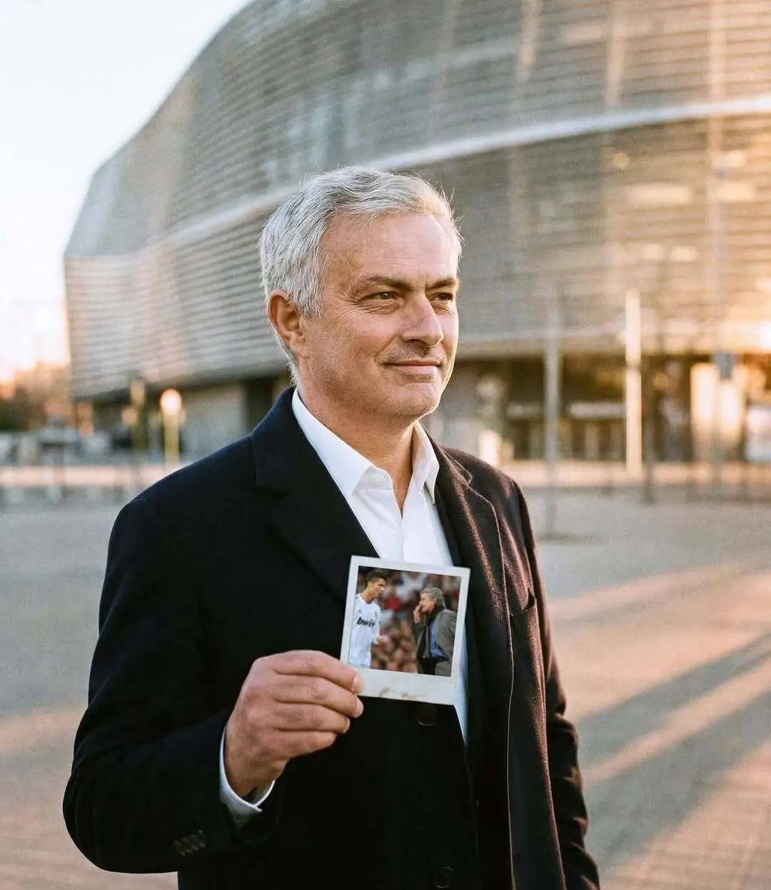 穆里尼奥未来去向迷雾重重 葡萄牙国家队暂不急切 欧洲豪门依然存有机会